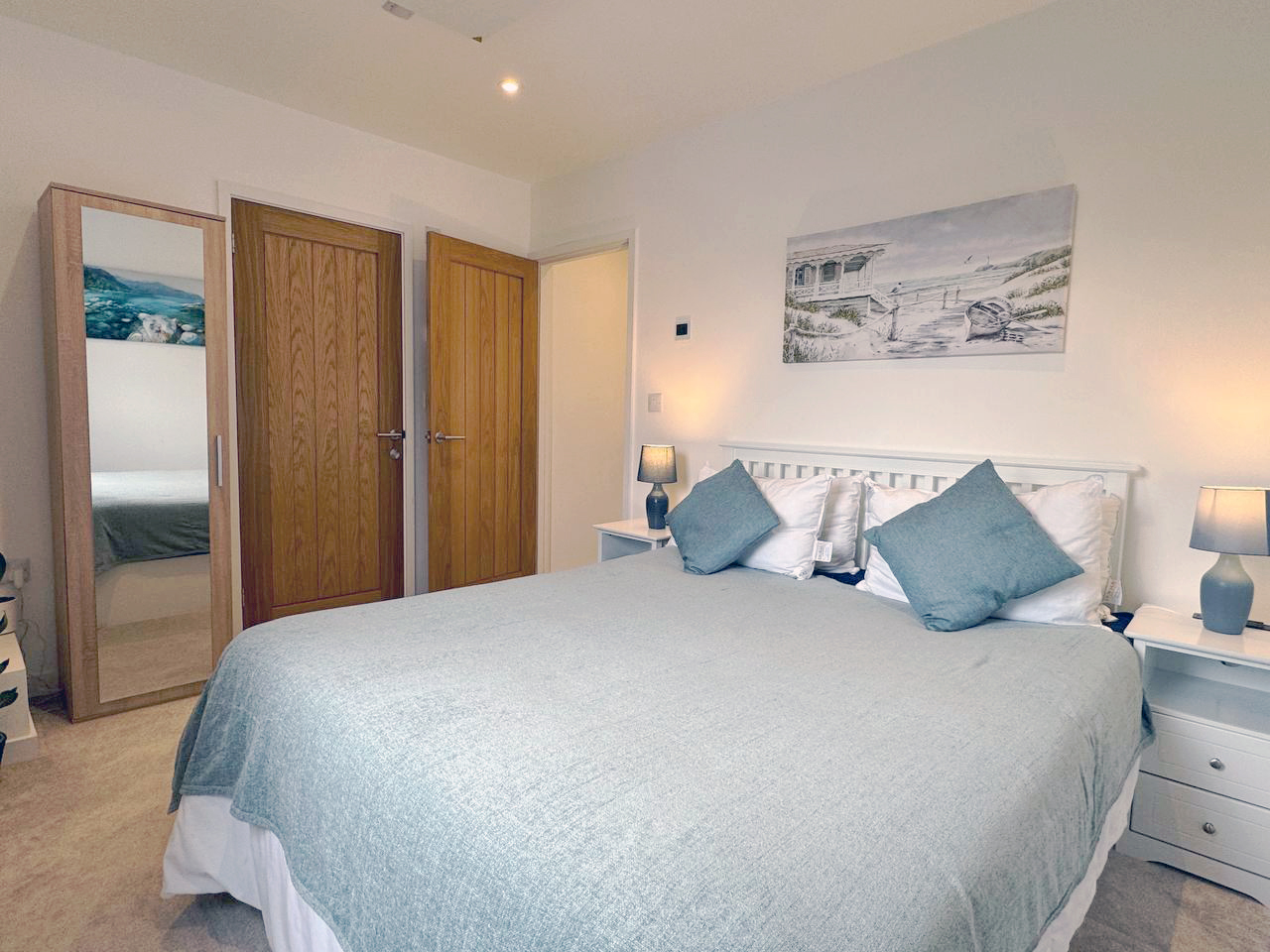 Upper bedroom